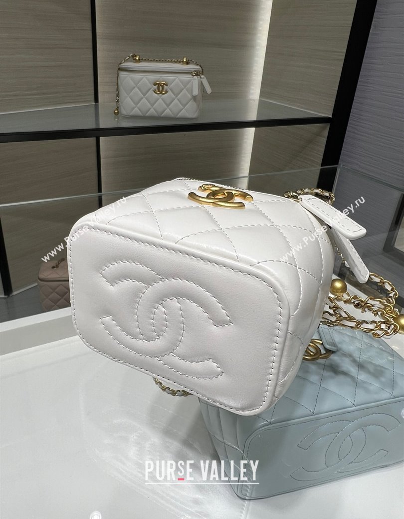 Chanel Shiny Calfskin Small Vanity with Ball Chain White 2025 AP2292 (yezi-250812092)