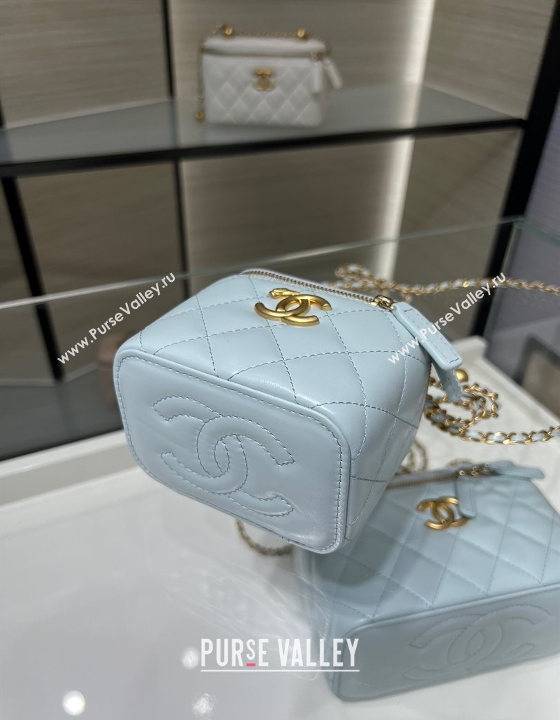 Chanel Shiny Calfskin Small Vanity with Ball Chain Light Blue 2025 AP2292 (yezi-250812095)