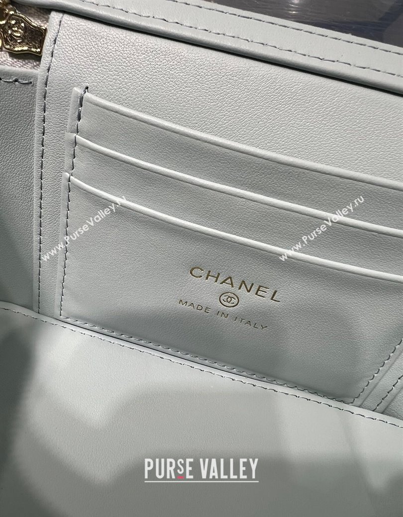 Chanel Shiny Calfskin Large Vanity with Ball Chain Light Blue 2025 AP3651 (yezi-250812098)