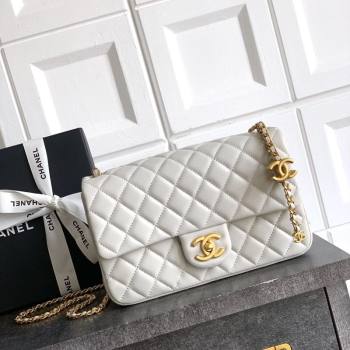 Chanel Shiny Lambskin Leather Flap Bag with CC Chain AS5756 Light Grey 2025 (yezi-2508110095)
