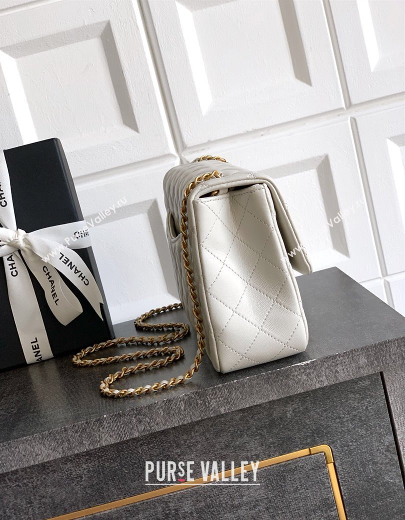 Chanel Shiny Lambskin Leather Flap Bag with CC Chain AS5756 Light Grey 2025 (yezi-2508110095)