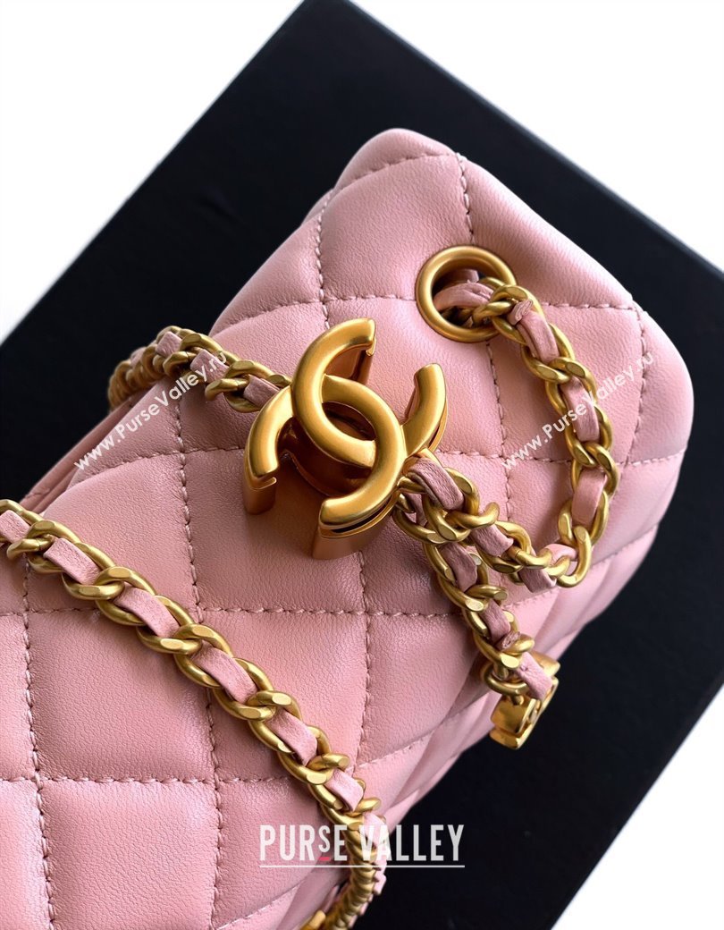 Chanel Shiny Lambskin Leather Flap Bag with CC Chain AS5756 Light Pink 2025 (yezi-2508110096)
