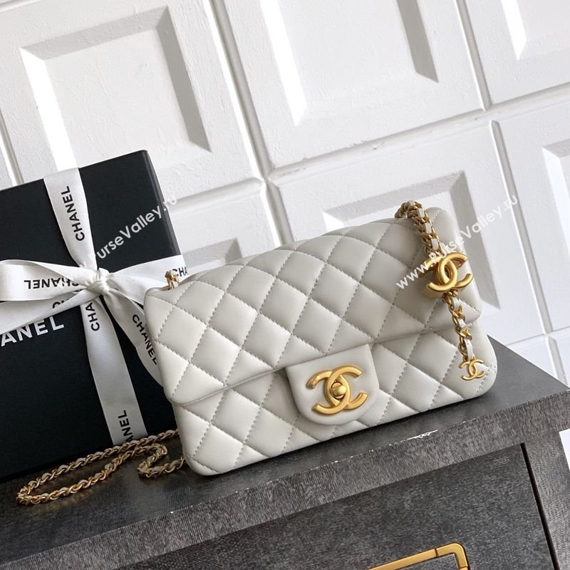 Chanel Shiny Lambskin Mini Flap Bag with CC Chain AS5759 Light Grey 2025 (yezi-2508110098)