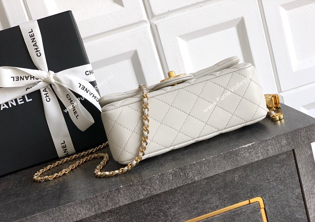 Chanel Shiny Lambskin Mini Flap Bag with CC Chain AS5759 Light Grey 2025 (yezi-2508110098)