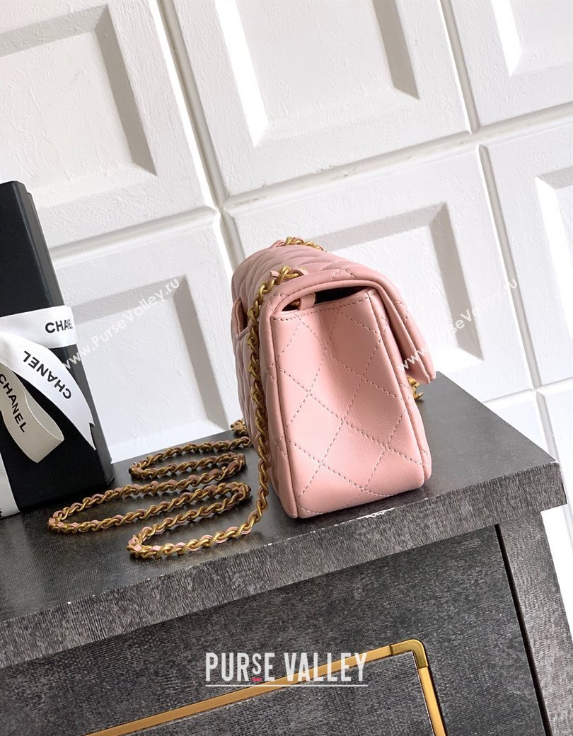 Chanel Shiny Lambskin Mini Flap Bag with CC Chain AS5759 Light Pink 2025 (yezi-2508110099)