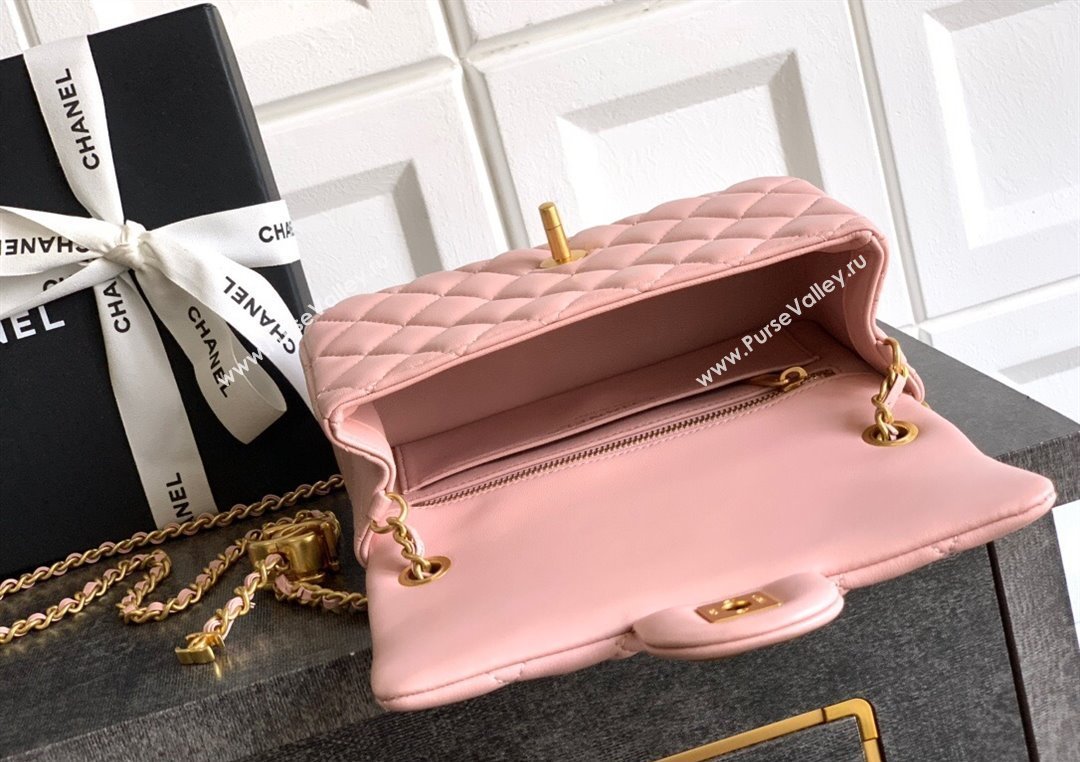 Chanel Shiny Lambskin Mini Flap Bag with CC Chain AS5759 Light Pink 2025 (yezi-2508110099)