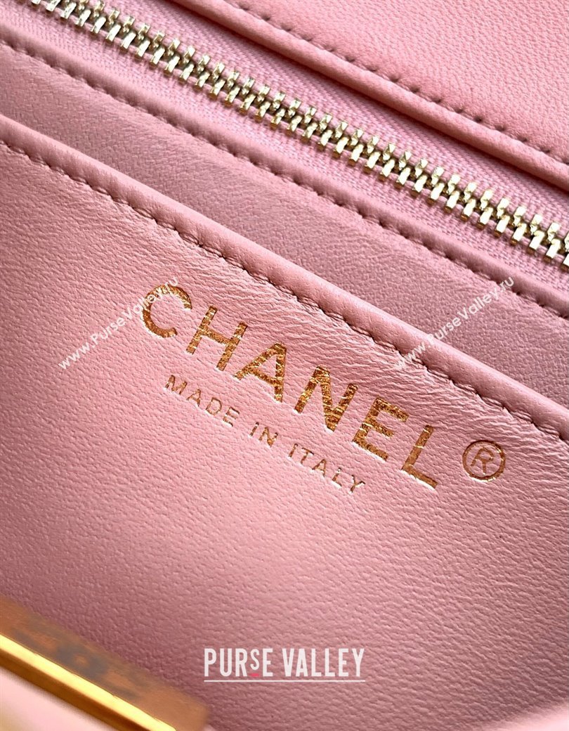 Chanel Shiny Lambskin Mini Flap Bag with CC Chain AS5759 Light Pink 2025 (yezi-2508110099)
