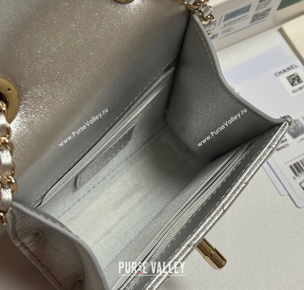 Chanel Lambskin Clutch with Chain and Band Silver 2025 A81632 (yezi-250812031)