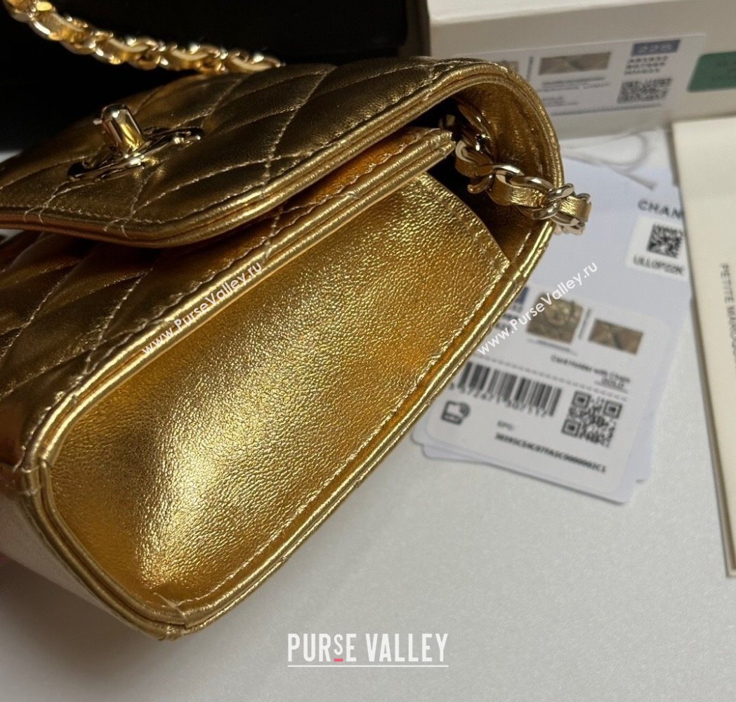 Chanel Lambskin Clutch with Chain and Band Gold-Tone 2025 A81632 (yezi-250812032)