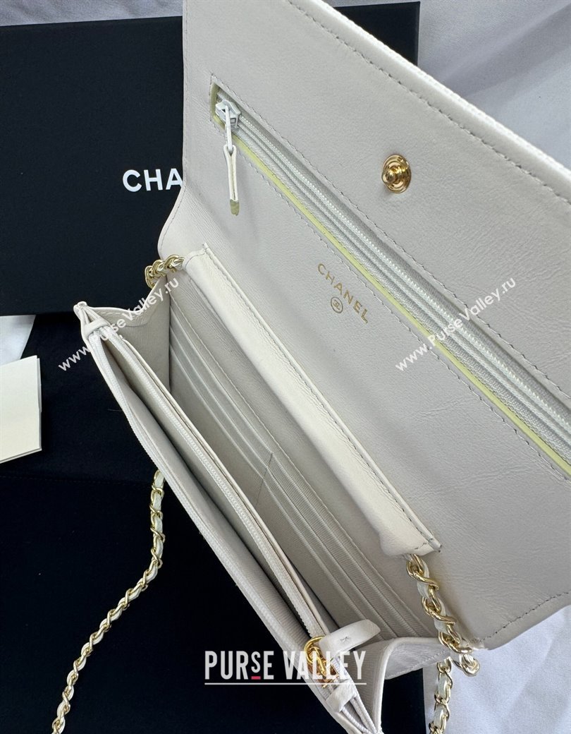 Chanel Grained Shiny Calfskin Wallet On Chain WOC with Maxi CC White 2025 AP6809 (yezi-250812042)
