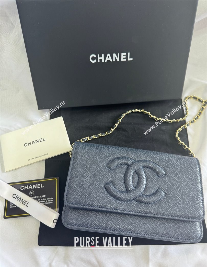 Chanel Grained Shiny Calfskin Wallet On Chain WOC with Maxi CC Blue 2025 AP6809 (yezi-250812043)