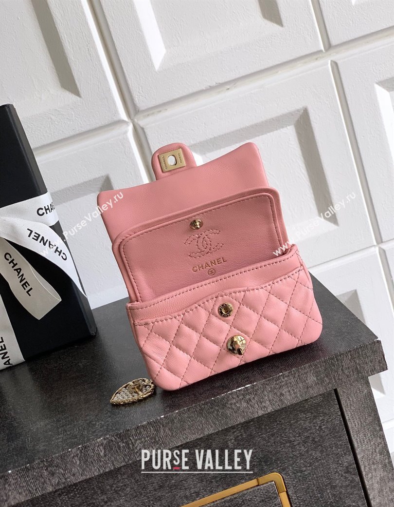 Chanel Lambskin Classic Mini Bag with hook and Heart Charm Light Pink 2025 AP4760 (yezi-250812051)
