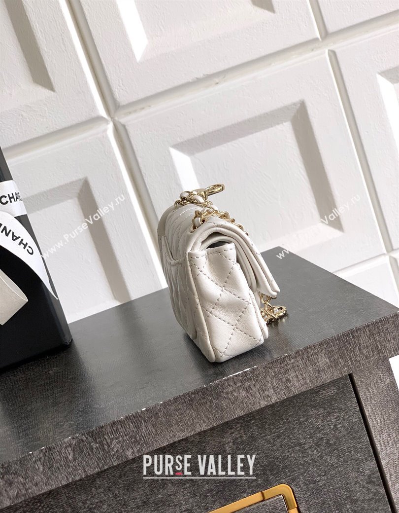 Chanel Lambskin Classic Mini Bag with hook and Heart Charm White 2025 AP4760 (yezi-250812053)