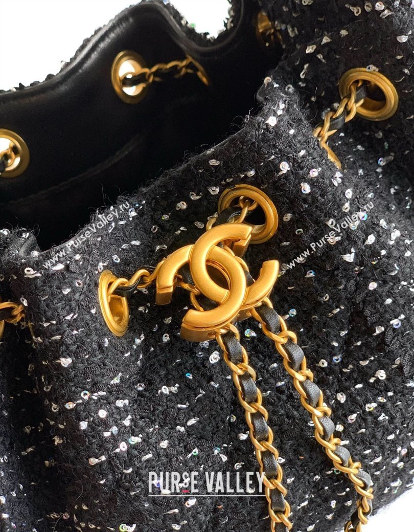 Chanel 25 Mini Hobo Handbag in Tweed Black 2025 AS5631 (yezi-250812063)