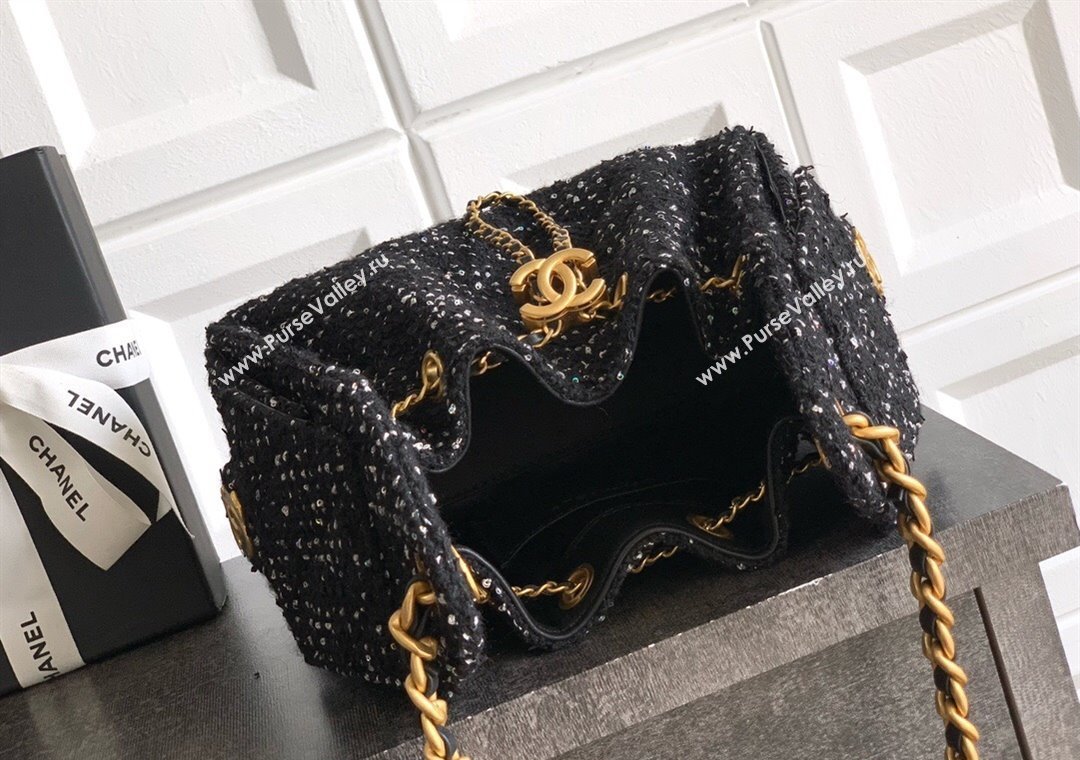 Chanel 25 Mini Hobo Handbag in Tweed Black 2025 AS5631 (yezi-250812063)