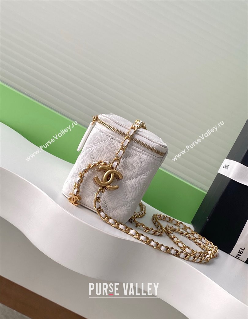 Chanel Grainy Calfskin Large Vanity with CC Chain White 2025 AP3940 (yezi-250812108)