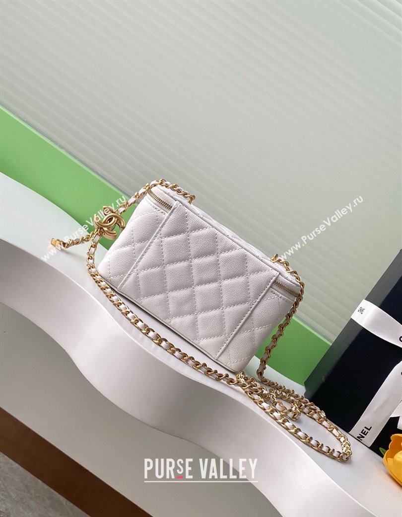 Chanel Grainy Calfskin Large Vanity with CC Chain White 2025 AP3940 (yezi-250812108)