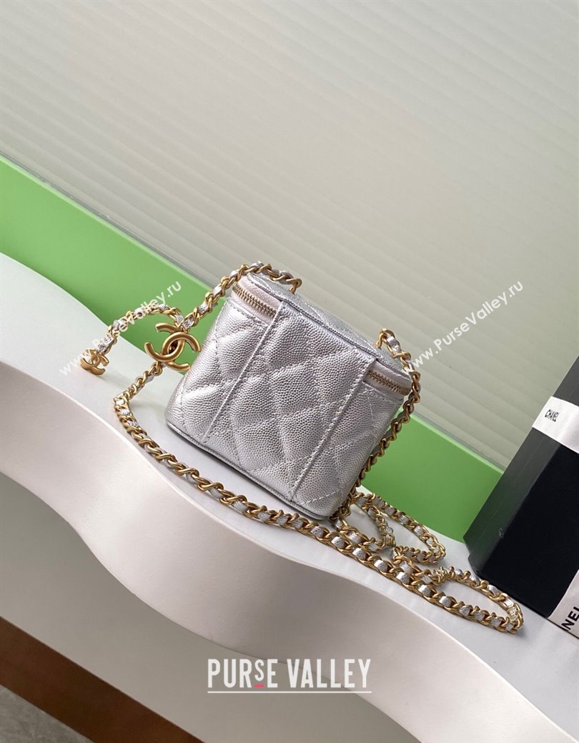 Chanel Grainy Calfskin Small Vanity with CC Chain Silver 2025 AP3941 (yezi-250812100)