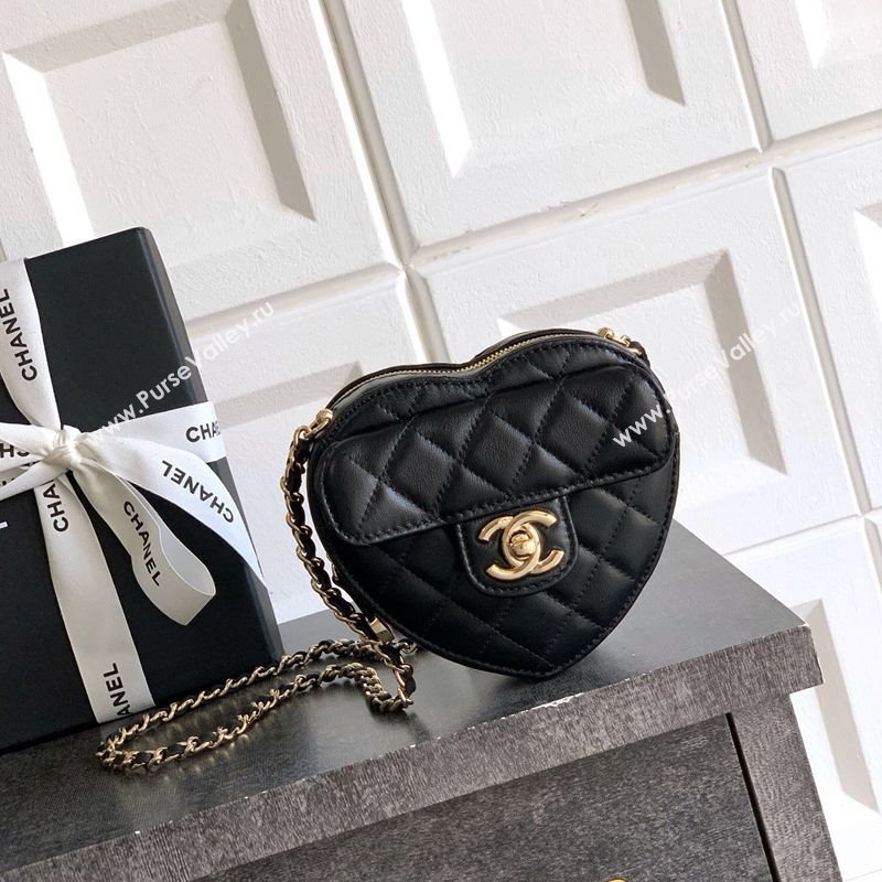 Chanel Lambskin Heart Clutch with Chain Black 2025 AP2784 (yezi-250813015)