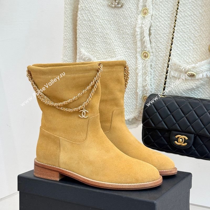 Chanel Suede Flat Ankle Boots 3.5cm with Dropped Chain Yellow 2025 CH083001 (MD-250830008)