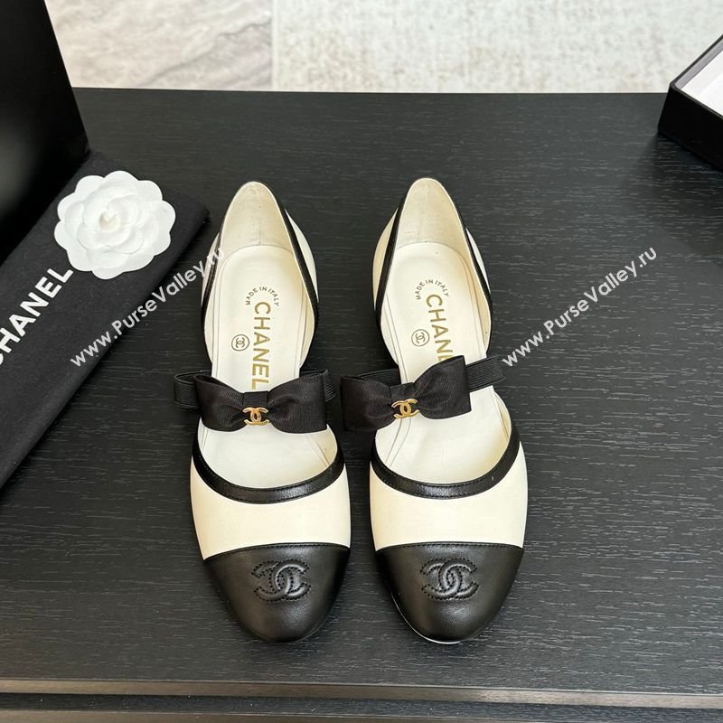 Chanel Calfskin Leather Mary Janes Flat Shoes with Bow White/Black 2025 G46701 (MD-250901099)
