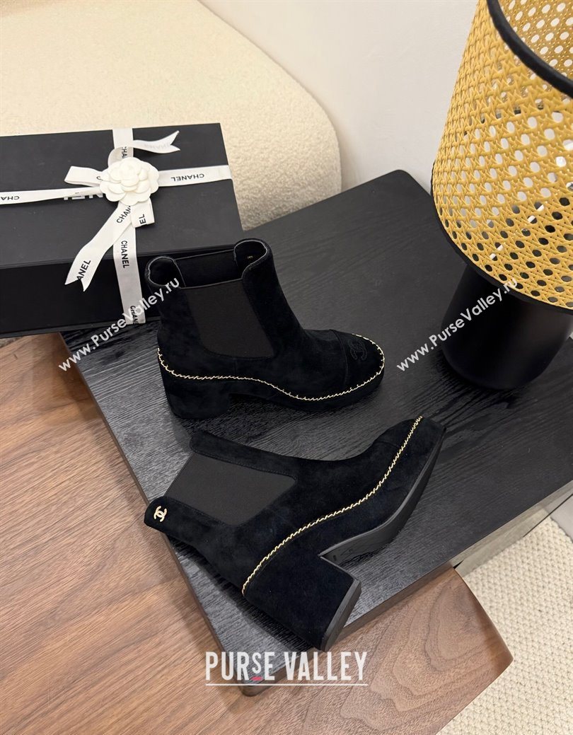 Chanel Suede Heel Platform Ankle Boots with Chain Black 2025 CH083005 (MD-250830021)