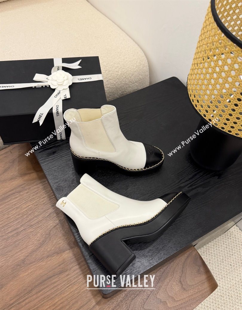 Chanel Calfskin Leather Heel Platform Ankle Boots with Chain White 2025 CH083005 (MD-250830022)