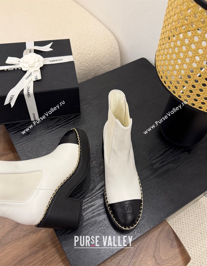 Chanel Calfskin Leather Heel Platform Ankle Boots with Chain White 2025 CH083005 (MD-250830022)