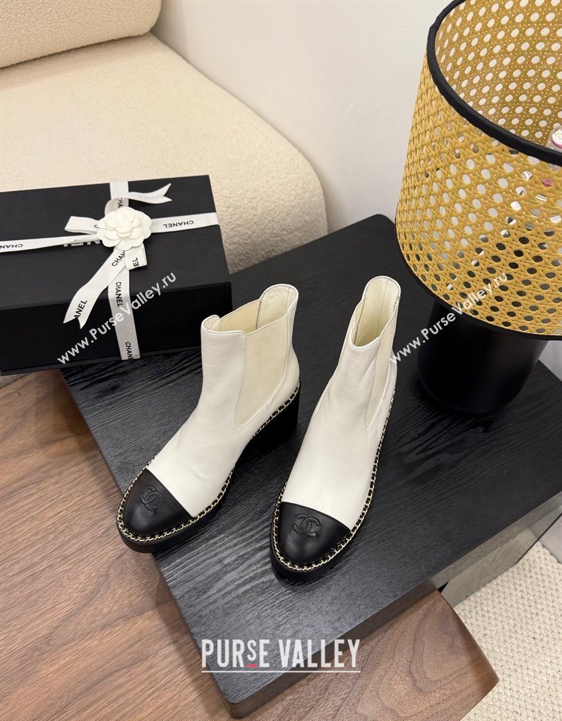 Chanel Calfskin Leather Heel Platform Ankle Boots with Chain White 2025 CH083005 (MD-250830022)