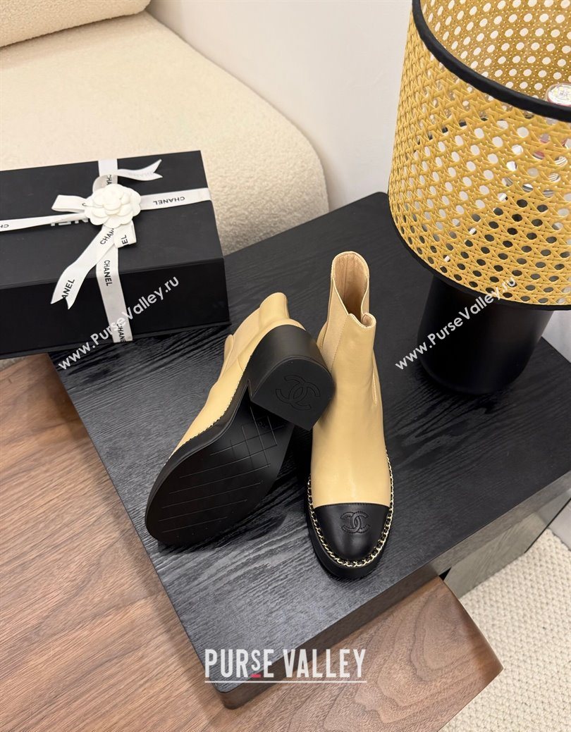 Chanel Calfskin Leather Heel Platform Ankle Boots with Chain Beige Yellow 2025 CH083005 (MD-250830023)