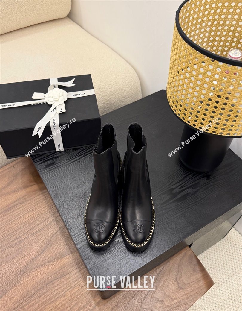 Chanel Calfskin Leather Heel Platform Ankle Boots with Chain Black 2025 CH083005 (MD-250830024)
