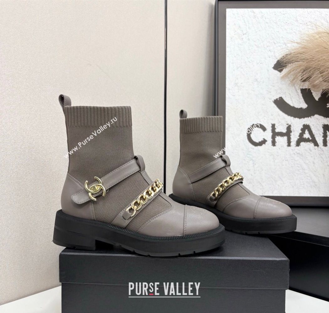Chanel Knit Calfskin Ankle Boots with Buckle and Chain Grey 2025 CH083007 (MD-250830035)