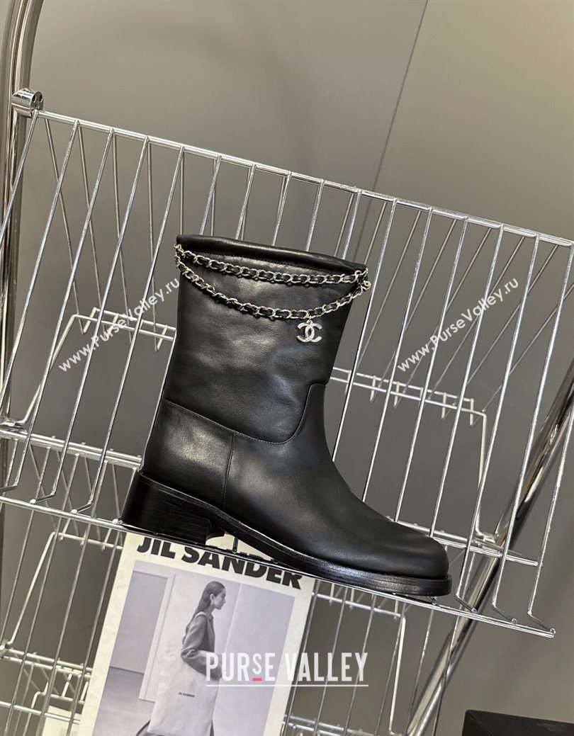 Chanel Calfskin Leather Flat Ankle Boots 3.5cm with Dropped Chain Black 2025 CH083001 (MD-250830005)