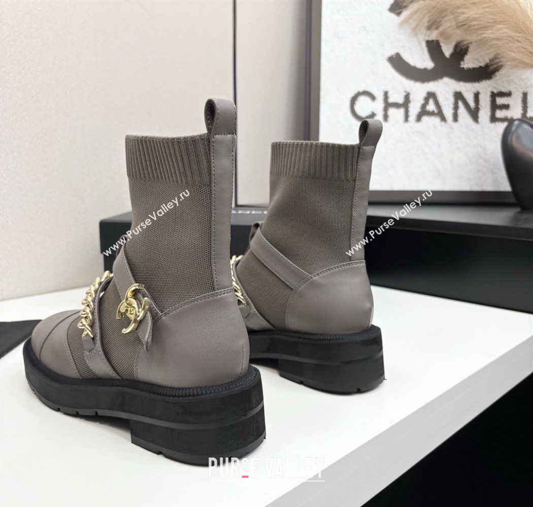 Chanel Knit Calfskin Ankle Boots with Buckle and Chain Grey 2025 CH083007 (MD-250830035)