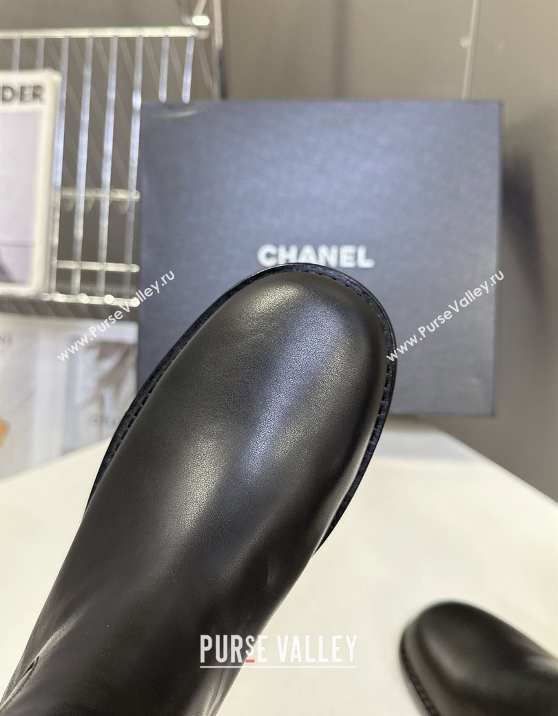 Chanel Calfskin Leather Flat Ankle Boots 3.5cm with Dropped Chain Black 2025 CH083001 (MD-250830005)