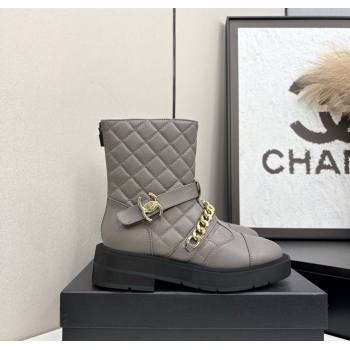 Chanel Quilted Calfskin Ankle Boots with Buckle and Chain Grey 2025 CH083007 (MD-250830038)