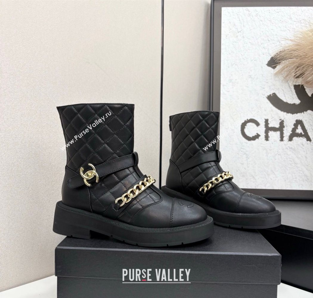 Chanel Quilted Calfskin Leather Ankle Boots with Buckle and Chain Black 2025 CH083007 (MD-250830040)