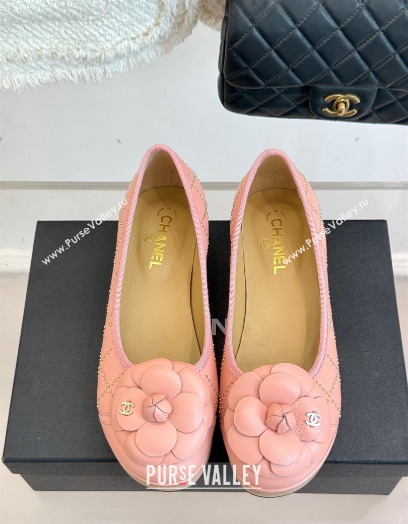 Chanel Quilted Calfskin Wood-Like Loafers with Studs and Camellia Bloom Light Pink 2025 (MD-250901129)