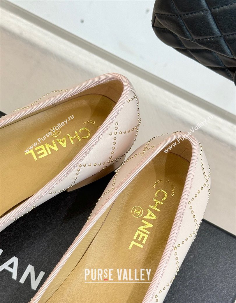 Chanel Quilted Calfskin Wood-Like Loafers with Studs and Camellia Bloom Pale Pink 2025 (MD-250901131)