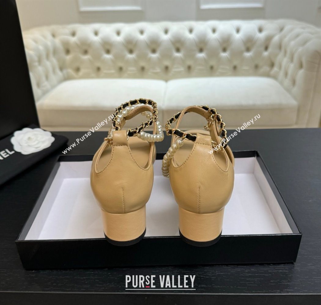 Chanel Lambskin Low Heel Sandals with Chain and Pearls Beige 2025 G46658 (MD-250902006)
