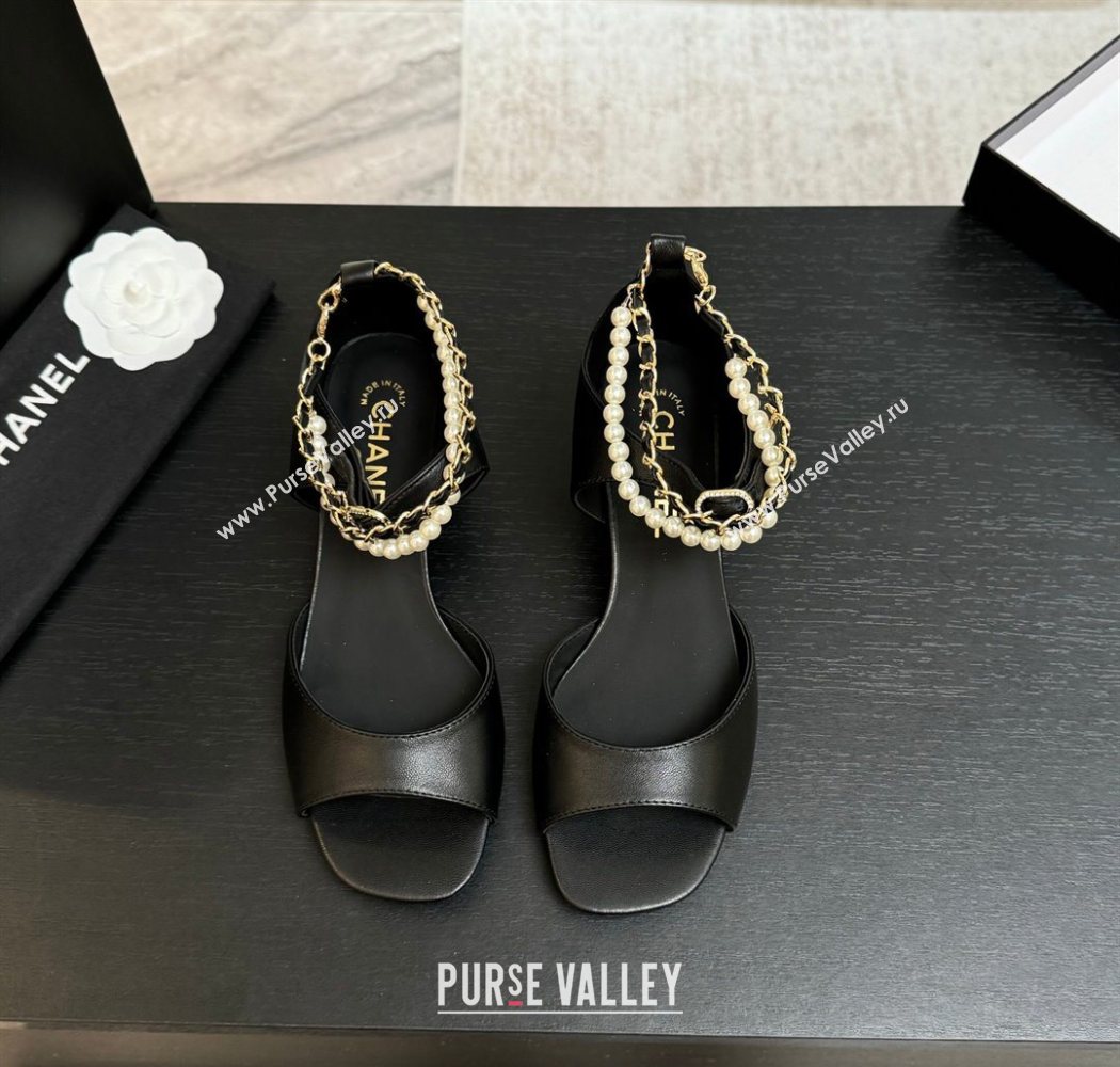Chanel Lambskin Low Heel Sandals with Chain and Pearls Black 2025 G46658 (MD-250902007)
