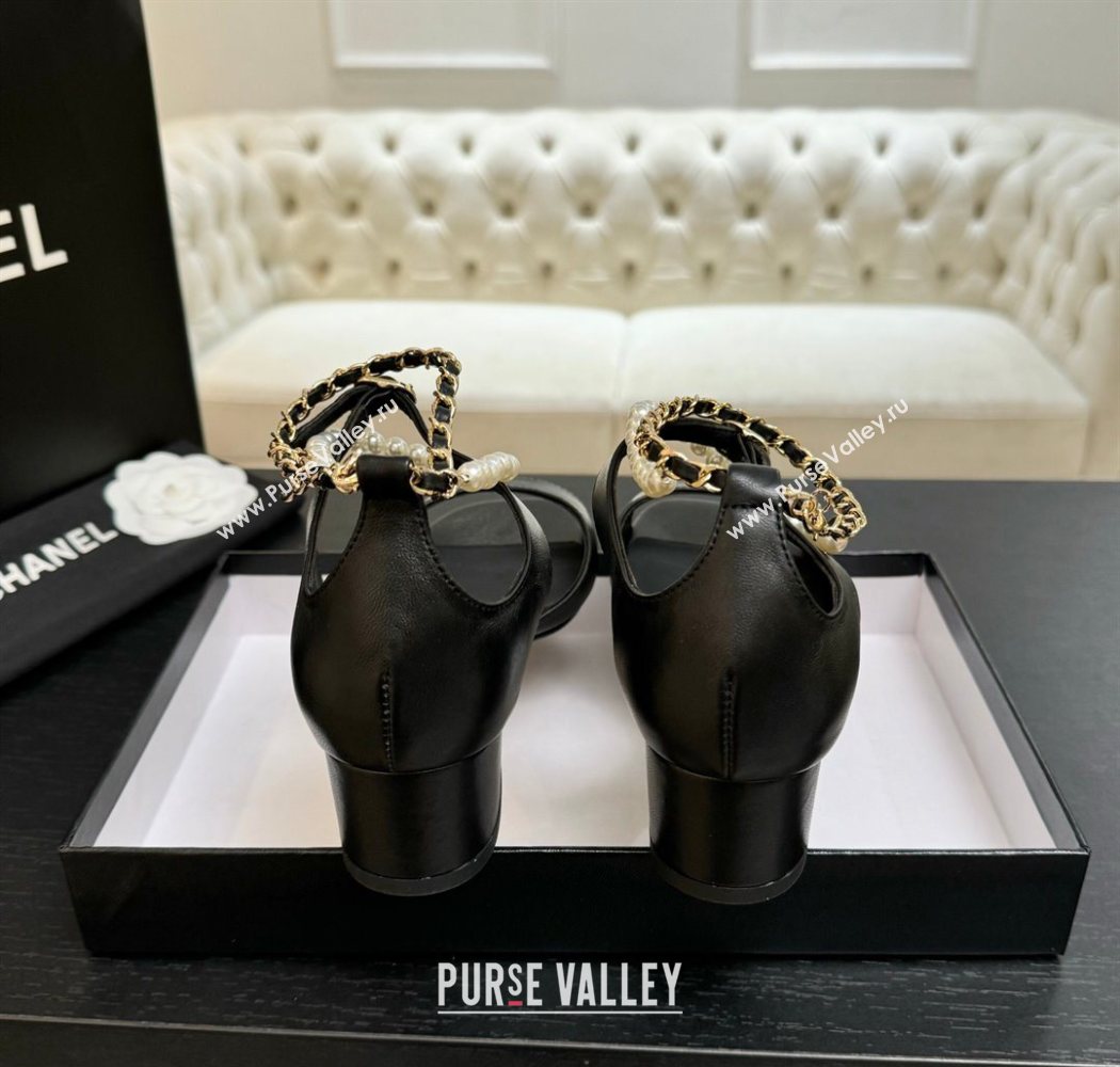 Chanel Lambskin Low Heel Sandals with Chain and Pearls Black 2025 G46658 (MD-250902007)