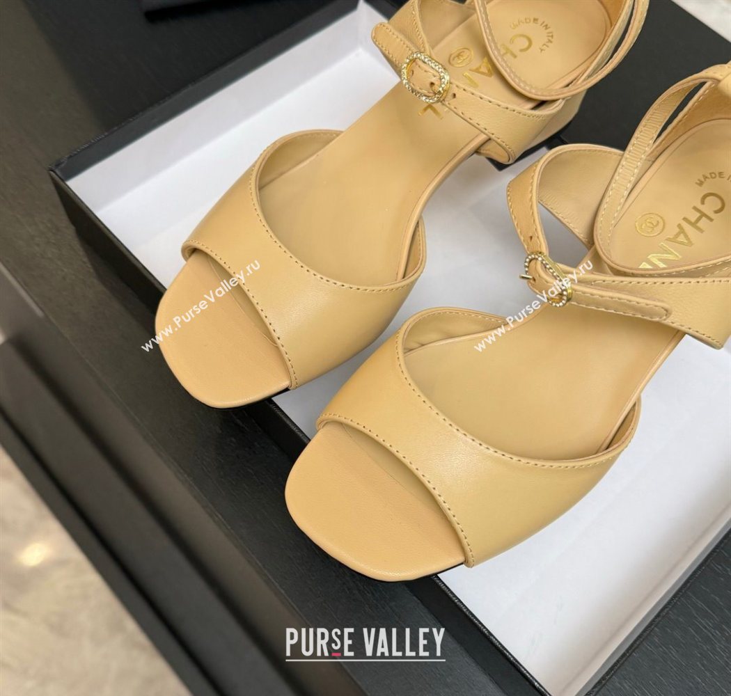 Chanel Lambskin Low Heel Sandals with Strass Buckles Beige 2025 G46657 (MD-250902016)