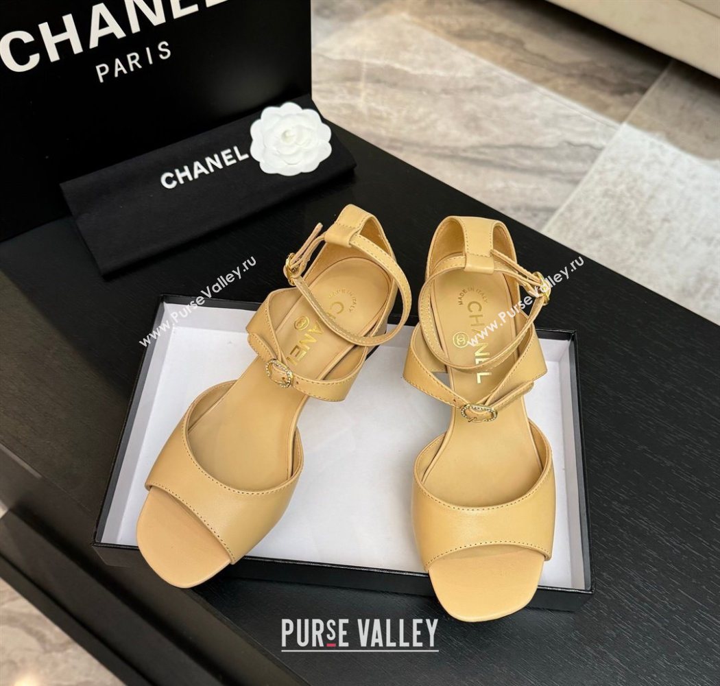 Chanel Lambskin Low Heel Sandals with Strass Buckles Beige 2025 G46657 (MD-250902016)