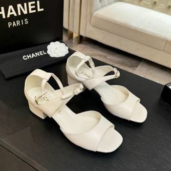 Chanel Lambskin Low Heel Sandals with Strass Buckles White 2025 G46657 (MD-250902017)