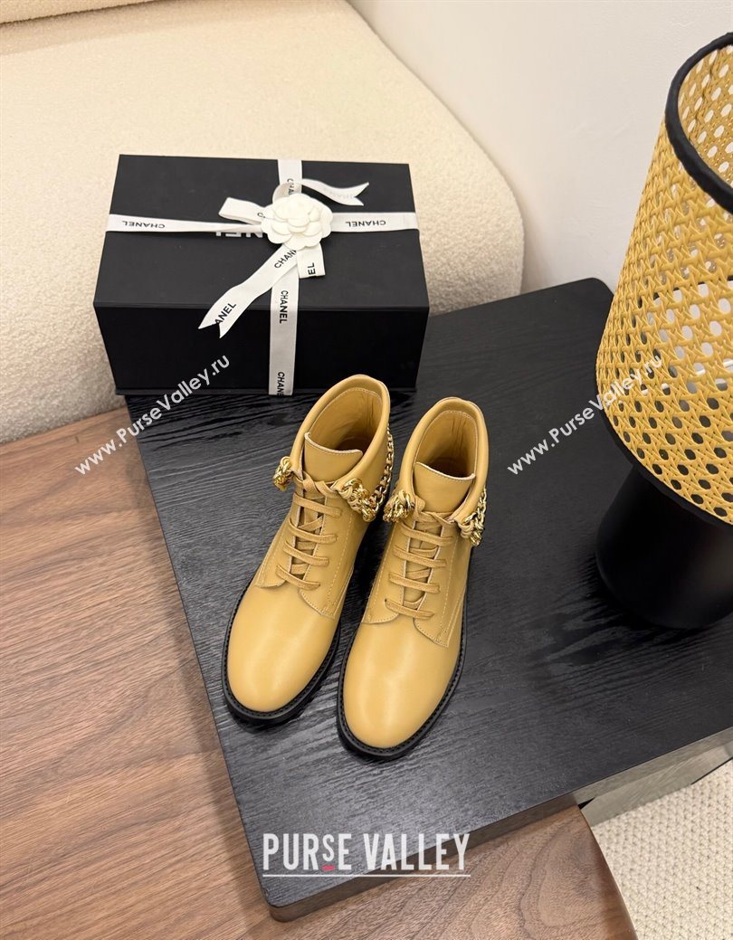 Chanel Calfskin Leather Flat Laced-up Ankle Boots with Chain Yellow 2025 CH083002 (MD-250830011)