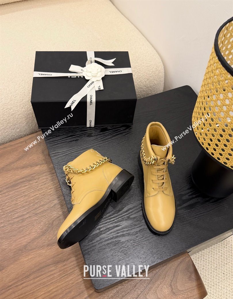 Chanel Calfskin Leather Flat Laced-up Ankle Boots with Chain Yellow 2025 CH083002 (MD-250830011)