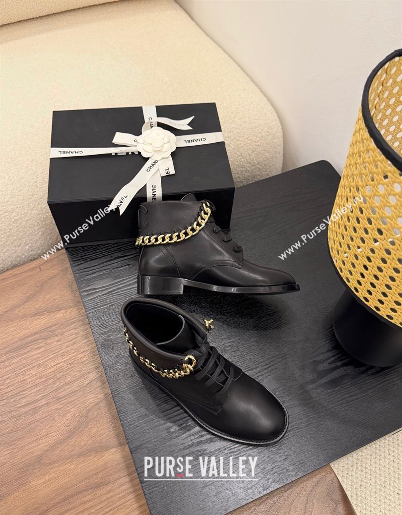 Chanel Calfskin Leather Flat Laced-up Ankle Boots with Chain Black 2025 CH083002 (MD-250830013)