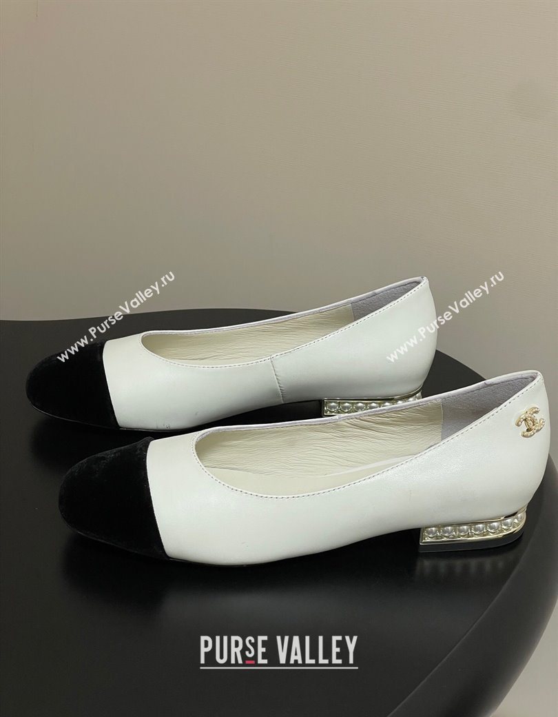 Chanel Lambskin Velvet Ballet Flats with Pearls White 2025 CH090104 (MD-250901069)