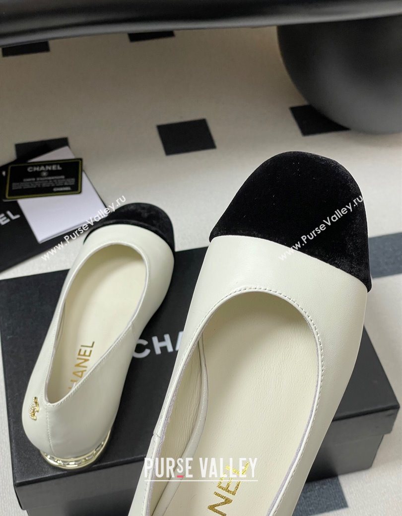 Chanel Lambskin Velvet Ballet Flats with Pearls White 2025 CH090104 (MD-250901069)